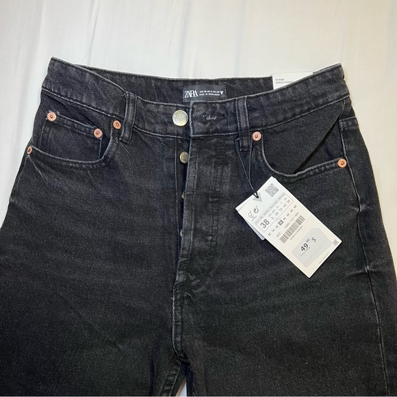 NWT Zara High Waisted Ankle Length Black Straight Jeans - Picture 6 of 8